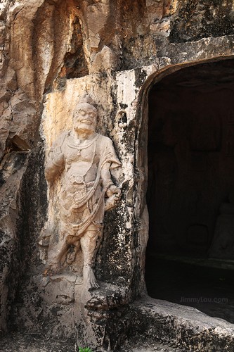 龍門石窟(Longmen Grottoes)