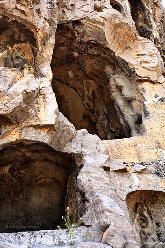 龍門石窟(Longmen Grottoes)