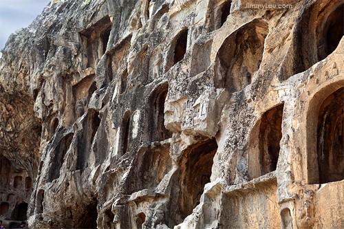 龍門石窟(Longmen Grottoes)