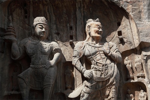 龍門石窟(Longmen Grottoes)