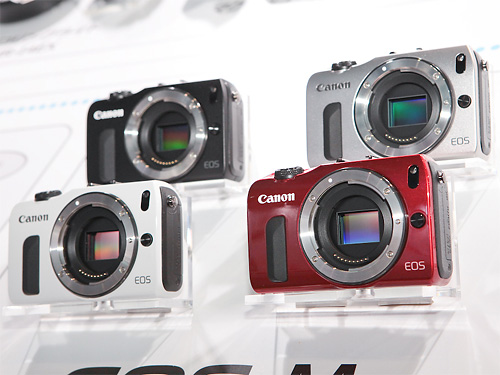 Canon EOS M代言人:新垣結衣